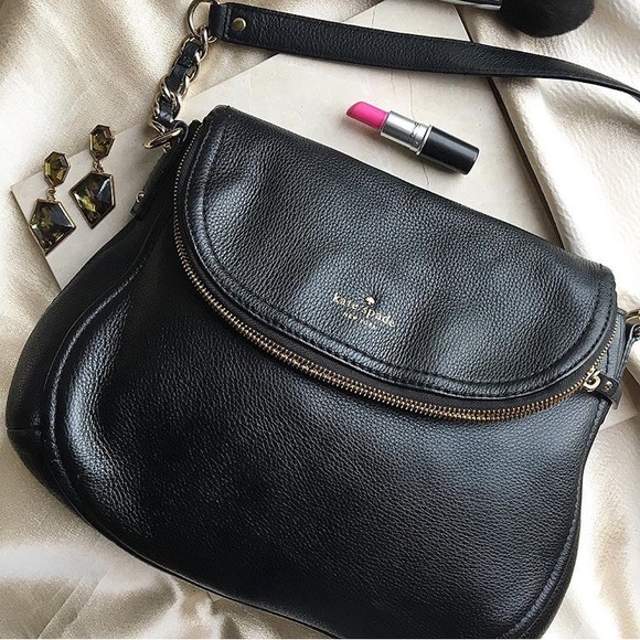kate spade Handbags - Kate spade leather purse